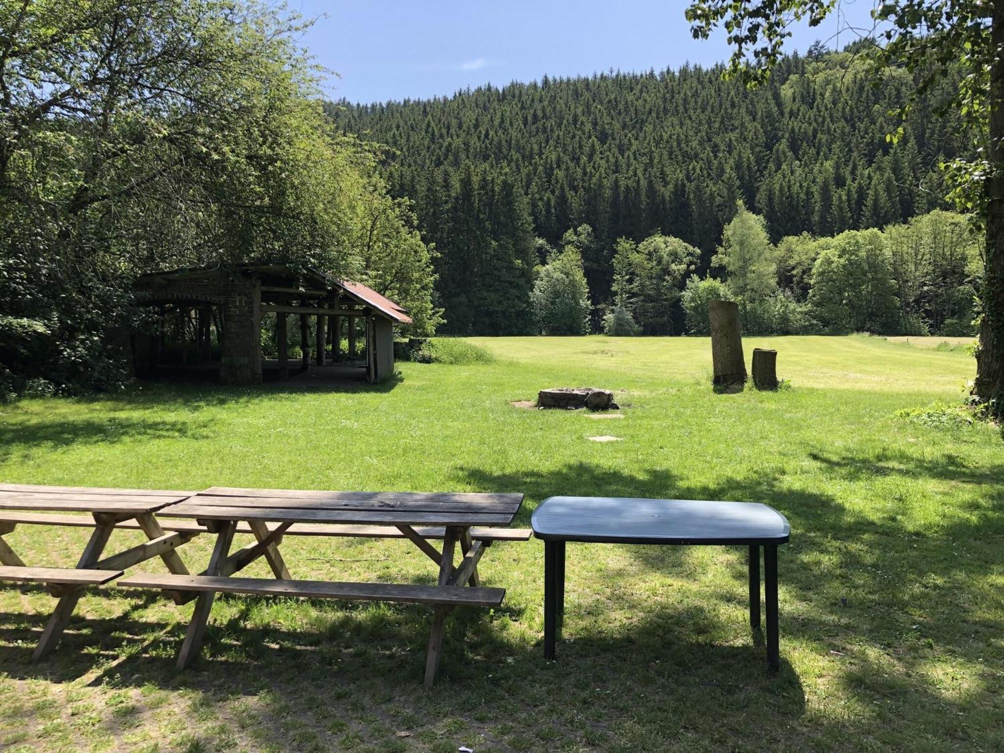Ardennes Villa With Riverside Garden And Views Atzerath Exterior photo