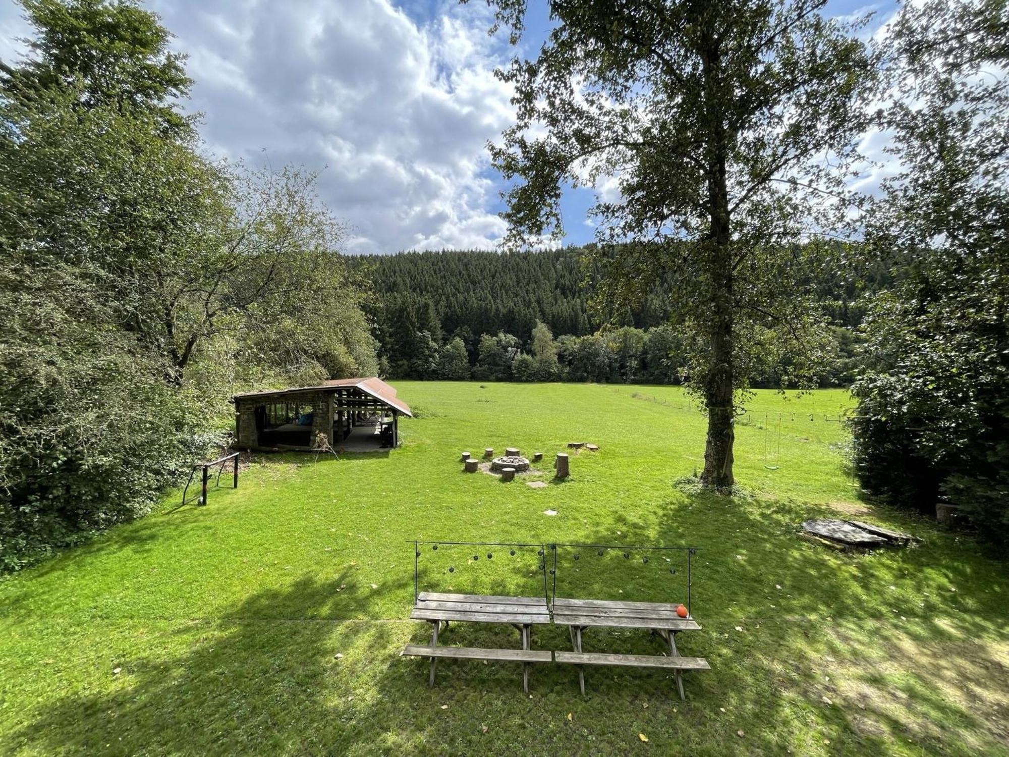Ardennes Villa With Riverside Garden And Views Atzerath Exterior photo
